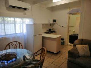 Magnetic Island Resort, Sleeps 6, Free WIFI - Nelly Bay - 4