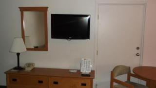 Super 8 by Wyndham Salina/Scenic Hills Area - Salina - 5