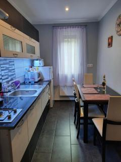 Kodály Apartman - Eger - 8