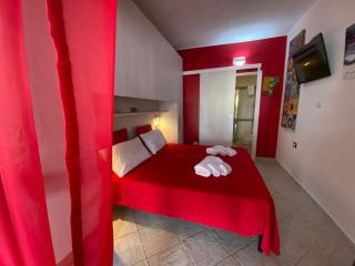 Petite Maison - Petits Appartements - 8