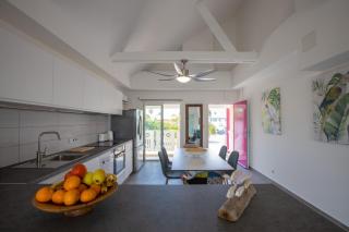 Duplex 2 chambres - 50m de la plage d'Orient Bay - 1