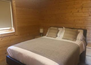 Oathill Farm Lodges - Winsham - 6