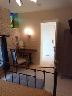 The Piggeries at La Maison Tumtum Arbre - Loudun - 5