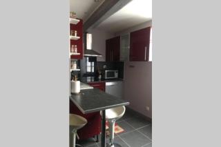 Le Petit Ormeau attenant à la Tour du Portail Neuf - 2