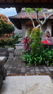 Pande Permai Bungalows - 1