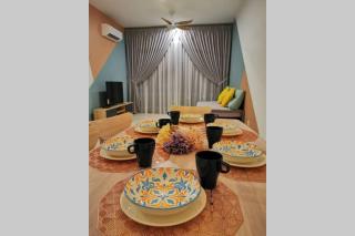 Astetica Pool & Lake View High Floor 200mbps Wifi Netflix - 2