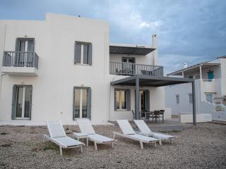 Milos Waves Luxury Apartments - Pollonia - 9