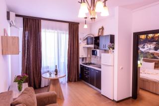 Theo Summerland Seaview - Mamaia - 5