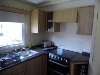 Oakdene -3 Bedroom Caravan - 2