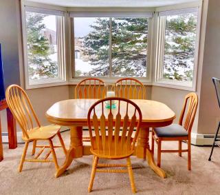 F3 Fairway Village Condo with great mountain views, 8 minute walk from Omni Mount Washington Hotel! - 4