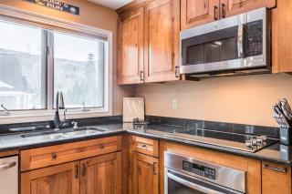 G5 WOW Stunning single level home next to golf course and Mt Washington Hotel AC skiing - Carroll - 4