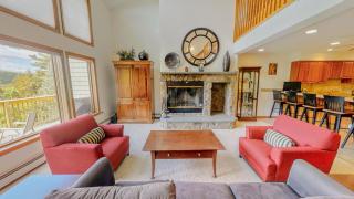 H5 Luxurious StoneHill Townhome with magnificent ski slopes view, hot tub! - 8