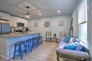 NEW! Renovated 2 Bed 2 Bath Apartment Downtown - Beaufort - 0