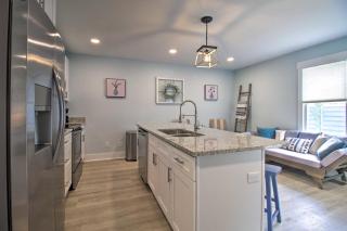 NEW! Renovated 2 Bed 2 Bath Apartment Downtown - Beaufort - 5