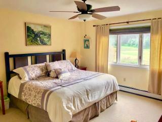 G2 Sunny and homey Fairway Village Townhome right on the Omni Mount Washington Hotel golf course - Carroll - 4