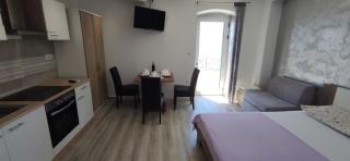 Apartments Mladenka - Brist - 3