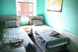 The Manchester Pad - 3BR Entire house with parking - Manchester - 9