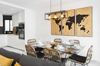 Two Bedroom Apartment in Puerto Banus with Terrace - Marbella - 8