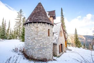 The Castle - Chateau De Melusine - Sandpoint - 6