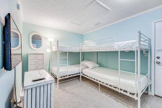 5 Bed 2 Bath Vacation home in Destin - Destin - 2