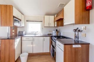 Caledonia Summertime - Jaywick Sands - 1