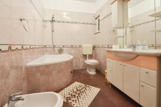 Apartments Meri with a pool - Seget Vranjica - 7