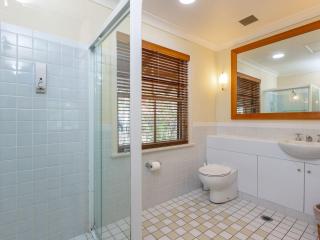Villa 2br Riesling Villa located within Cypress Lakes Resort - Pokolbin - 4