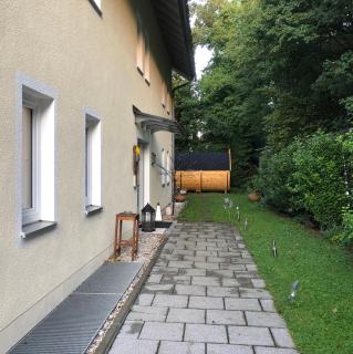 Holz-Wohnfass in München-Nymphenburg - Monaco di Baviera - 5