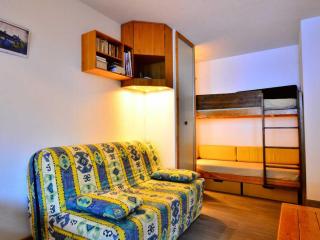 Studio rénové 3 étoiles, 4/5 pers, proche pistes, balcon, parking - FR-1-329-19 - Bellentre - 9