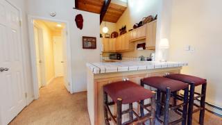 Chateau De Montagne #23 Condo - Mammoth Lakes - 2