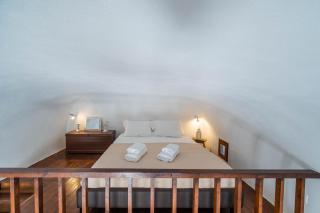 ADAM HOUSE - Akrotiri - 9