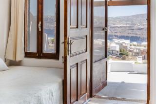 ADAM HOUSE - Akrotiri - 4