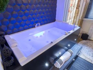 HOST INN - CŒUR VIEUX LYON & SPA - Lyon - 5