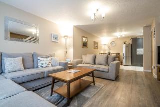 Harry's - 2 Bedroom Holiday Home - Tenby - Tenby - 0