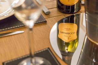 Harry's - 2 Bedroom Holiday Home - Tenby - 4