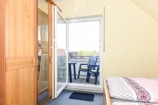 Ferienwohnungen mit Balkon im Haus Seekieker - Bensersiel - 8