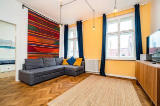 Elegant, modern, 2-bed flat by Museum of Prague - 2