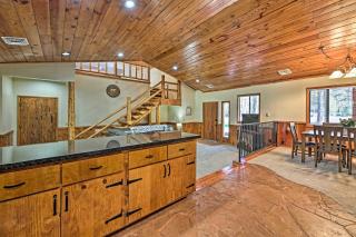 2 Decks and Game Room Expansive Family Cabin - 1