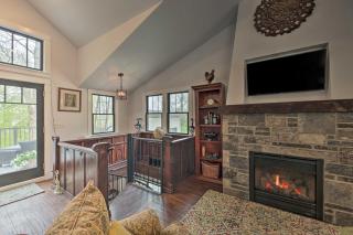 Big Cedar Lake House Views, 100 Ft to Water! - Hartford - 4