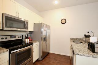 Amazing Private Townhouse In Gated Community With Amenities Great Location, Near Disney! - Kissimmee - 2