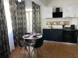 Twin Residence Five - 1