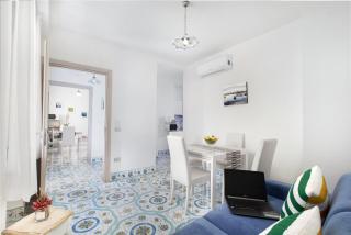 Millie Sorrento Suites - Sorrento - 4