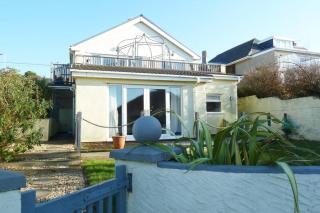 Stylish apartment - 2 min walk from Ogmore by sea beach with private garden, sea views & stunning sunsets, dog friendly - 9