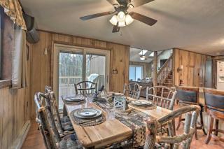 Golf Cart and Game Room Bear Den Pocono Lake Home - Pocono Lake - 3