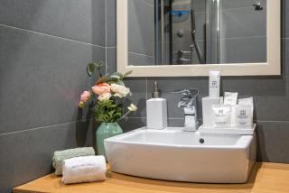 Luxurious Apartment Funchal - Casa Valentina - Rent2U, Lda - 2
