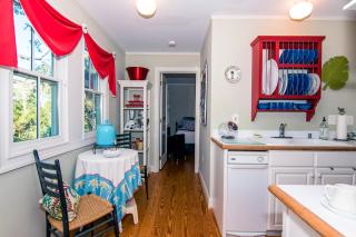 Pink Bird Cottage - Edisto Beach - 2