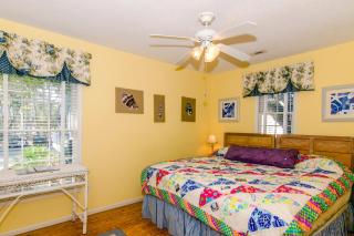 Mermaid Cottage - 2