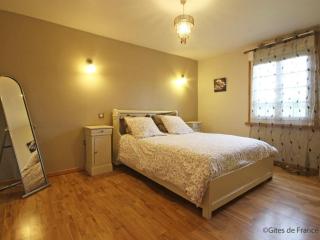 Maison traditionnelle avec jardin, animaux admis, WIFI et équipements tout inclus - FR-1-497-19 - Crouttes - 1