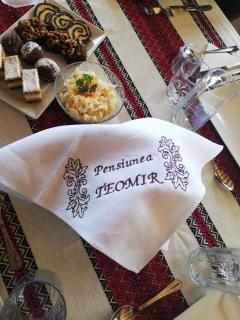 PENSIUNEA TEOMIR - 7