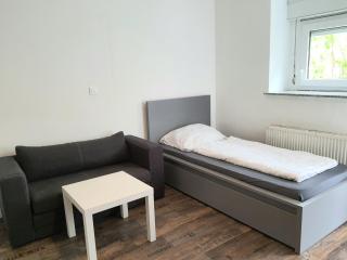 Westerwald Apartments - Straßenhaus - 6